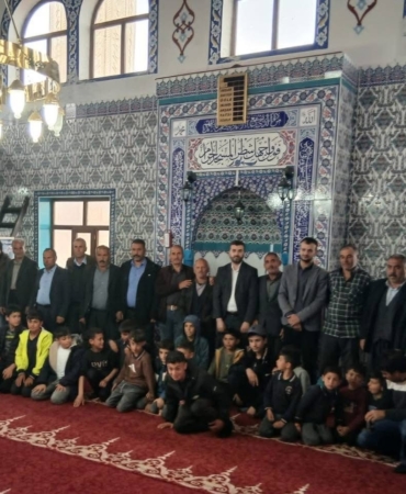 kuyu-mahallesinde-hz-muhammed-sav-mevlidi-ve-ahlak-sohbeti-coskuyla-icra-edildi-DzAmQd2P.jpg