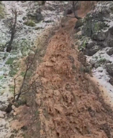 munzur-vadisinde-saganak-ve-dolu-sonrasi-ani-sel-olayi-gGZAxXSf.jpg