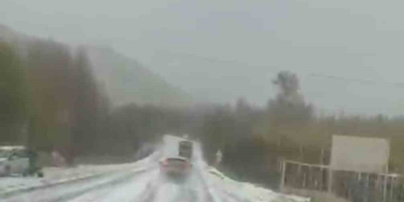 Nusaybin’de Gün İçinde Dört Mevsim Benzeri Hava Durumları: Güneşli Merkez, Sağanak ve Dolu Çevreleri