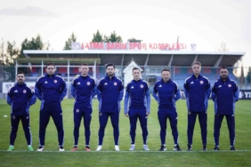 radoi-yonetiminde-gaziantep-fk-eyupspor-maci-icin-hazirliklarinda-yeni-doneme-basladi-Jt4ONKpt.jpg