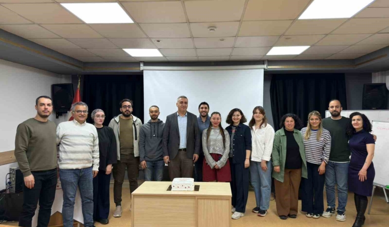 tuncelide-ilk-112-acil-cagri-yonetimi-egitimi-hekimler-icin-uygulamali-kriz-yonetimi-deneyimi-71NrzRYn.jpg