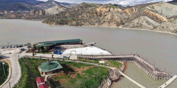 Tunceli’de Kar Ve Yağışların Etkisi: Çaylar Yükseliyor, Baraj Rengi Değişiyor