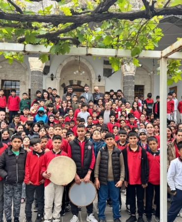 cedes-projesiyle-cermikte-150-ogrenci-ulu-caminde-bulustu-sc3hYQwk.jpg
