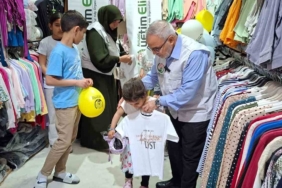 cermikte-yetim-ailelere-bayram-sevinci-yardimlar-ve-bayramlik-dagitimi-hcUkpUlk.jpg