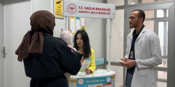 colyak-farkindalik-haftasi-yuksekova-saglik-mudurlugu-bilgilendirme-standi-ve-tani-duyarliligi-HlnTuus2.jpg