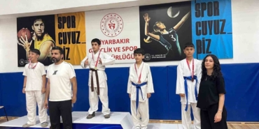 diyarbakir-karate-sampiyonasinda-cermikli-sporcularin-basarisi-QHTtnlnd.jpg