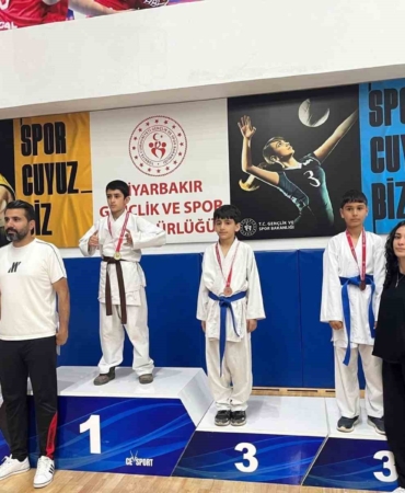 diyarbakir-karate-sampiyonasinda-cermikli-sporcularin-basarisi-QHTtnlnd.jpg