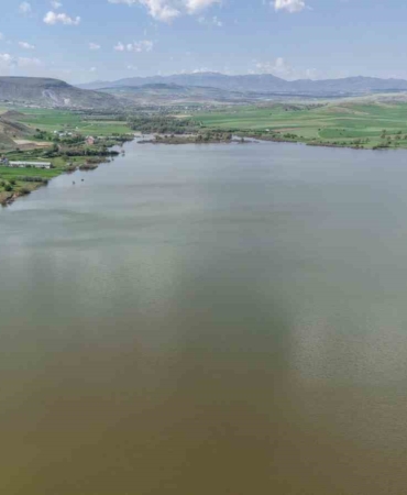 dogu-anadoluda-barajlar-ve-su-kaynaklarindaki-olaganustu-doluluklar-ve-kar-eriyen-bolgeler-3gSkG41M.jpg
