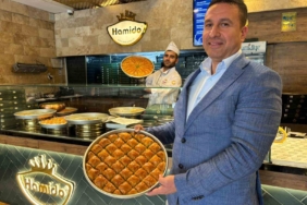 gaziantep-baklavasi-bayram-yogunlugunda-uretimde-3-4-kat-artis-ve-dagitim-agimiz-X9MaapZS.jpg