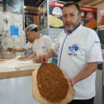 gaziantepin-tescilli-lahmacunu-malzeme-kalitesi-ve-fiyatlar-uzerinden-bir-degerlendirme-OhlAKjH9.jpg