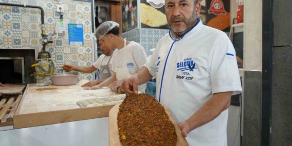 Gaziantep’in Tescilli Lahmacunu: Malzeme Kalitesi ve Fiyatlar Üzerinden Bir Değerlendirme