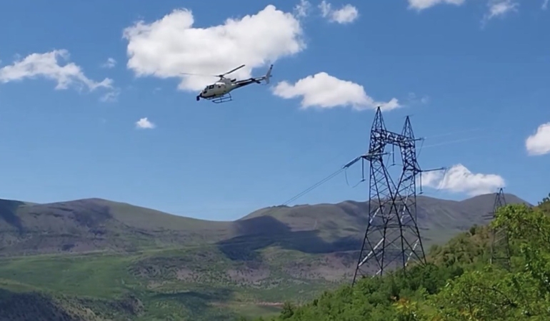 karakaya-barajinda-helikopterli-bakim-elektrik-hatti-kesintisiz-hizmet-icin-yenilikci-yaklasim-1sLR2HgB.jpg