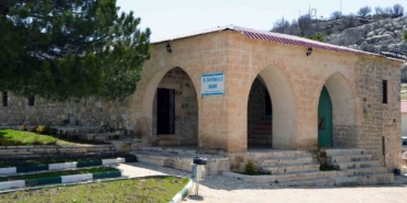 makam-dagi-ve-zulkifl-makami-cevresinde-ulasim-ve-turizm-icin-beklenen-yatirimlar-44zEHVOV.jpg
