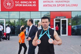mazidagili-omer-ekinci-turkiye-acik-wako-dunya-kupasinda-ikinci-oldu-5margp4b.jpg