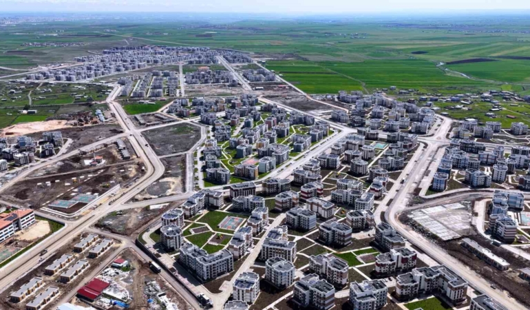 oglaklida-yeni-konutlar-dayanismanin-ve-guvenli-yasamin-simgesi-lCTXvITb.jpg