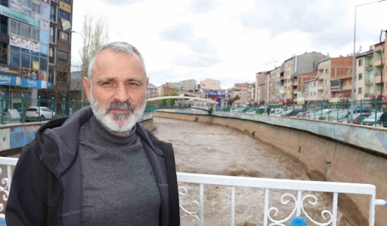 oltu-cayinda-kar-erimesi-debiyi-artirdi-taskin-riskine-karsi-uyarilar-KjwQdeYc.jpg