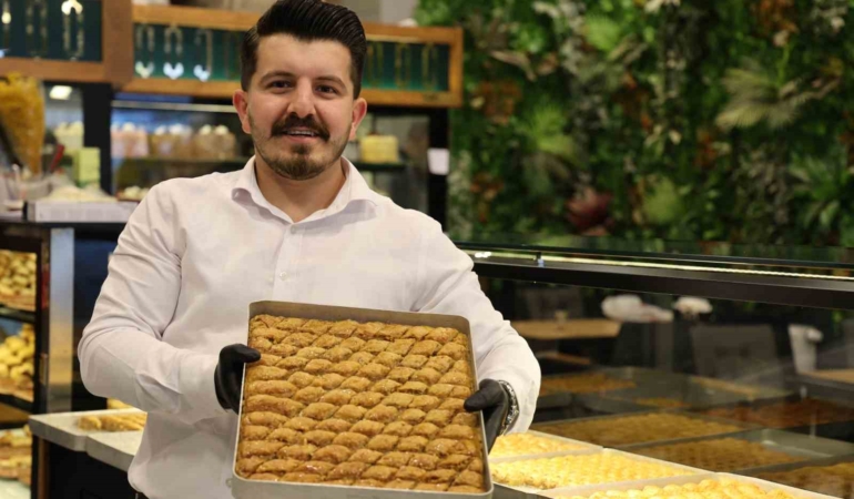 soguk-baklava-ve-serbetli-baklava-mantiklari-bayram-oncesi-bilgilendirme-K4Sf62lE.jpg