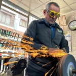 vanda-kurban-bayrami-hazirliklari-bicak-bileme-ustalari-yogunlasan-taleple-karsilasiyor-9epzBvzC.jpg