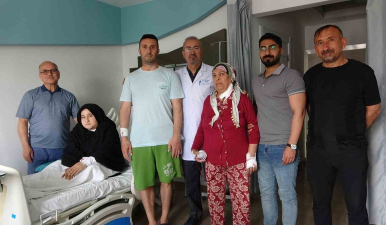 vanda-uc-hastaya3-buyuk-basari-halil-basel-ile-glomus-tumoru-operasyonlari-BzcGaFq2.jpg