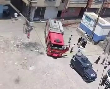 Bağlar’da Üst Kat Yangını: Ev Kullanılamaz Halde