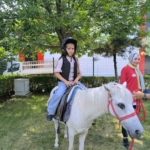 cinarda-150-ogrenci-ve-aileleriyle-geleneksel-piknik-coskusu-OWJftzOO.jpg