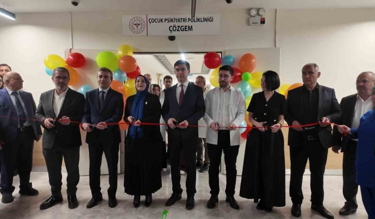 cozgem-erzurum-sehir-hastanesinde-cok-disiplinli-cocuk-ve-genc-ruh-sagligi-merkeziyle-tani-ve-IYdnFfm3.jpg