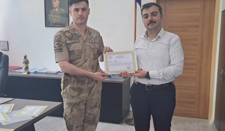 diclede-jandarma-kahramanlarina-basari-belgesi-takdim-toreni-Wg2bvuO8.jpg