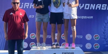 elif-akcicek-u20-turkiye-sampiyonu-ve-balkan-sampiyonasi-icin-milli-adayi-dv1hpRIq.jpg