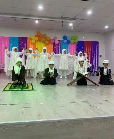 ihlasiye-ve-hazreti-huseyin-kuran-kursunda-yil-sonu-etkinligi-coskuyla-tamamlandi-OTKNXNOk.jpg
