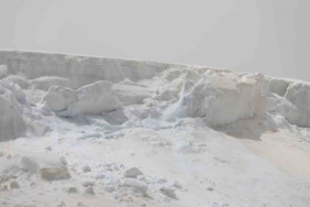 kandilli-sira-daglarinda-zirvede-kar-ortusu-drone-ile-kaydedildi-hyEDsae5.jpg
