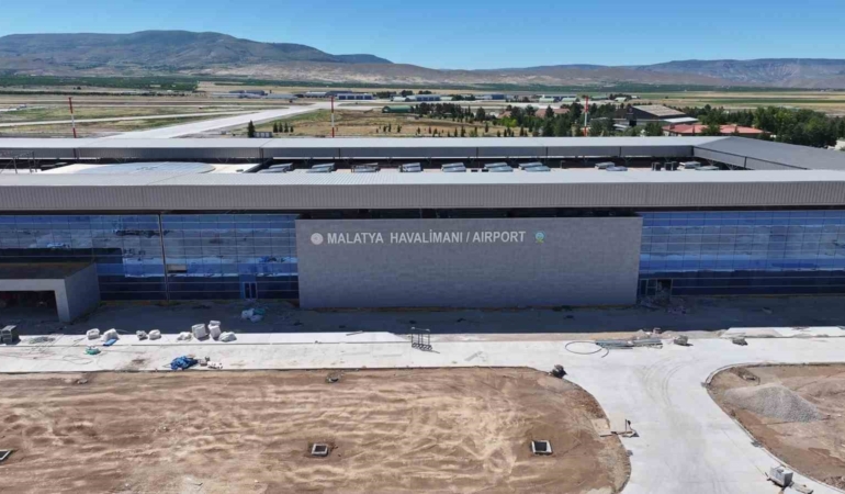 malatya-havalimani-yeni-terminali-kapasite-ve-modern-tasarimda-buyuk-adim-XpU1dvWU.jpg