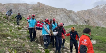 pulumurde-asiri-engebeli-arazide-dusen-kisi-icin-5-saatlik-kurtarma-operasyonu-Y76TEUET.jpg