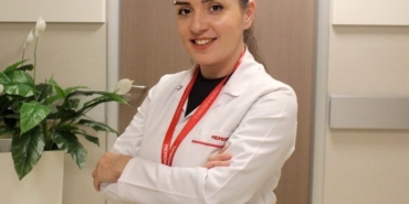 yaz-tatilinde-ekran-kullanimi-saglikli-aliskanliklar-icin-uzman-rehberi-7litH8Ml.jpg