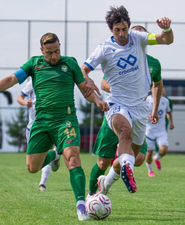 amed-sportif-faaliyetler-gurcistanli-dinamo-batumiyi-hazirlik-macinda-2-0-yendi-QIBQNL6W.jpg
