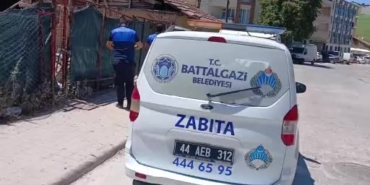 battalgazide-ruhsatsiz-ve-sagliksiz-kosullarda-depolama-yapilan-is-yeri-muhurlendi-gylPjI66.jpg