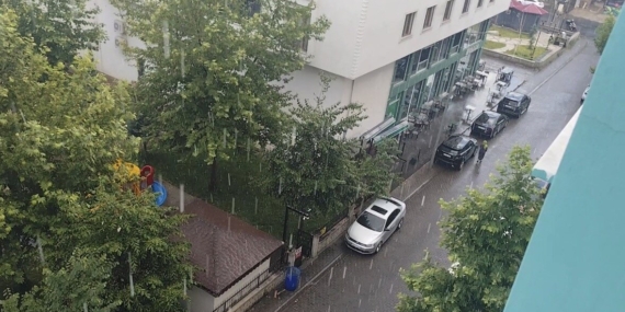 Bingöl’de Öğle Saatlerinde Kısa Sağanak Yağış Etkili Oldu
