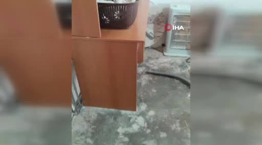 Bismil’de Ev Yatak Odasında Yakalanan Yılan Doğal Yaşam Alanına Bırakıldı