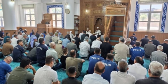 Çermik’te 15 Temmuz Şehitleri İçin Mevlid ve Dualar Programı Gerçekleşti