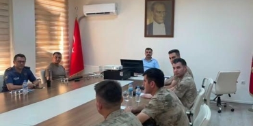 diclede-asayis-degerlendirme-toplantisi-huzur-ve-guven-icin-koordineli-calismalar-HZmqYYiK.jpg