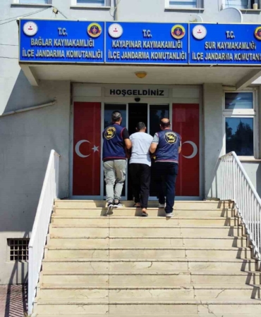 diyarbakirda-jasat-operasyonuyla-137-kisi-yakalandi-ve-adliyeye-sevk-edildi-GMlIZK2x.jpg