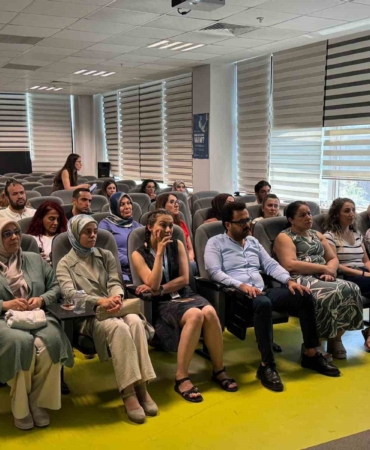 ergenlik-donemi-beyin-gelisimi-ve-firsatlari-uzerine-bir-seminer-ozeti-3wDdRvVg.jpg
