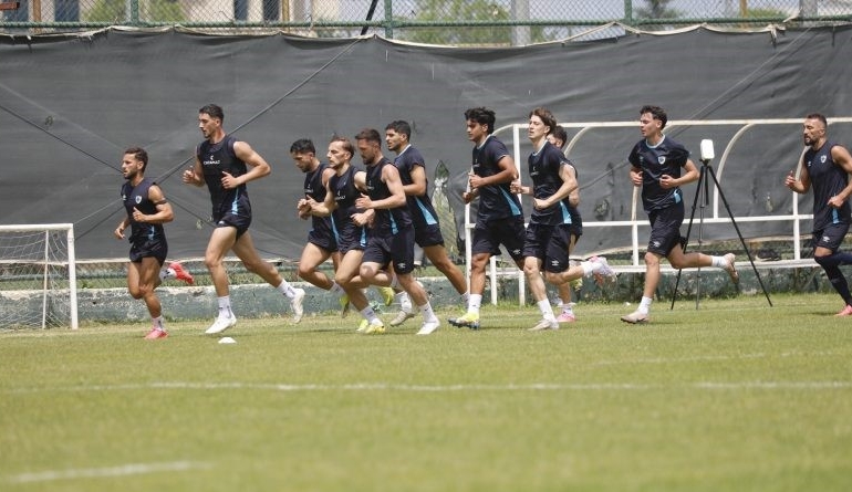 erzurumspor-fknin-2026-27-hazirliklarina-ilk-etap-kampi-tamamlandi-ZaONyXgX.jpg