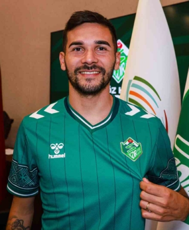 igdir-fk-crociata-ve-altundag-ile-21-yillik-anlasmalarini-duyurdu-Le1ZRY1s.jpg