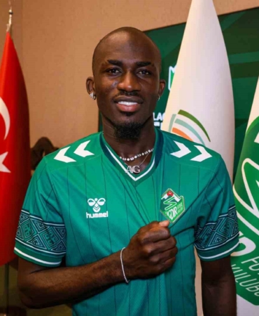 igdir-fk-felix-afena-gyani-kadrosuna-katti-2-yillik-sozlesme-tUDO1paM.jpg