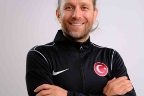 sedat-atilgan-kamerunda-modern-taekwondo-teknikleri-icin-yolcu-vA12e4al.jpg