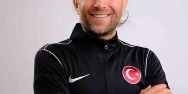 sedat-atilgan-kamerunda-modern-taekwondo-teknikleri-icin-yolcu-vA12e4al.jpg