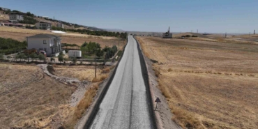 diyarbakir-buyuksehir-belediyesi-yollarinda-alt-yapi-hamlesi-kirsalda-ulasim-guclendiriliyor-jIdXPTK3.jpg