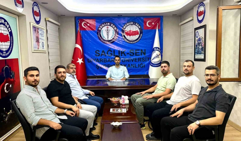 diyarbakir-universitesi-saglik-sen-subesi-kuruldu-ust-duzey-temsil-ve-calisan-haklari-icin-yeni-donem-RkfaSVvT.jpg