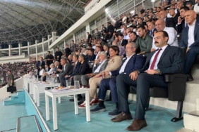 diyarbakirda-sporda-dostluk-ve-kardeslik-vurgusu-aydindan-birlik-mesaji-OXYgr92n.jpg