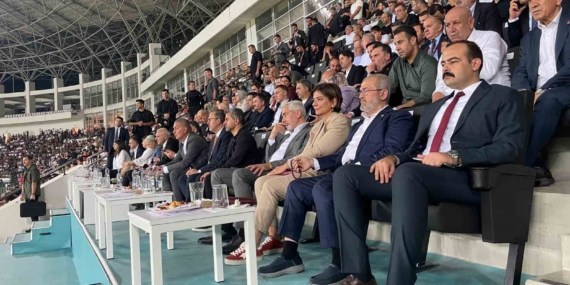 diyarbakirda-sporda-dostluk-ve-kardeslik-vurgusu-aydindan-birlik-mesaji-OXYgr92n.jpg